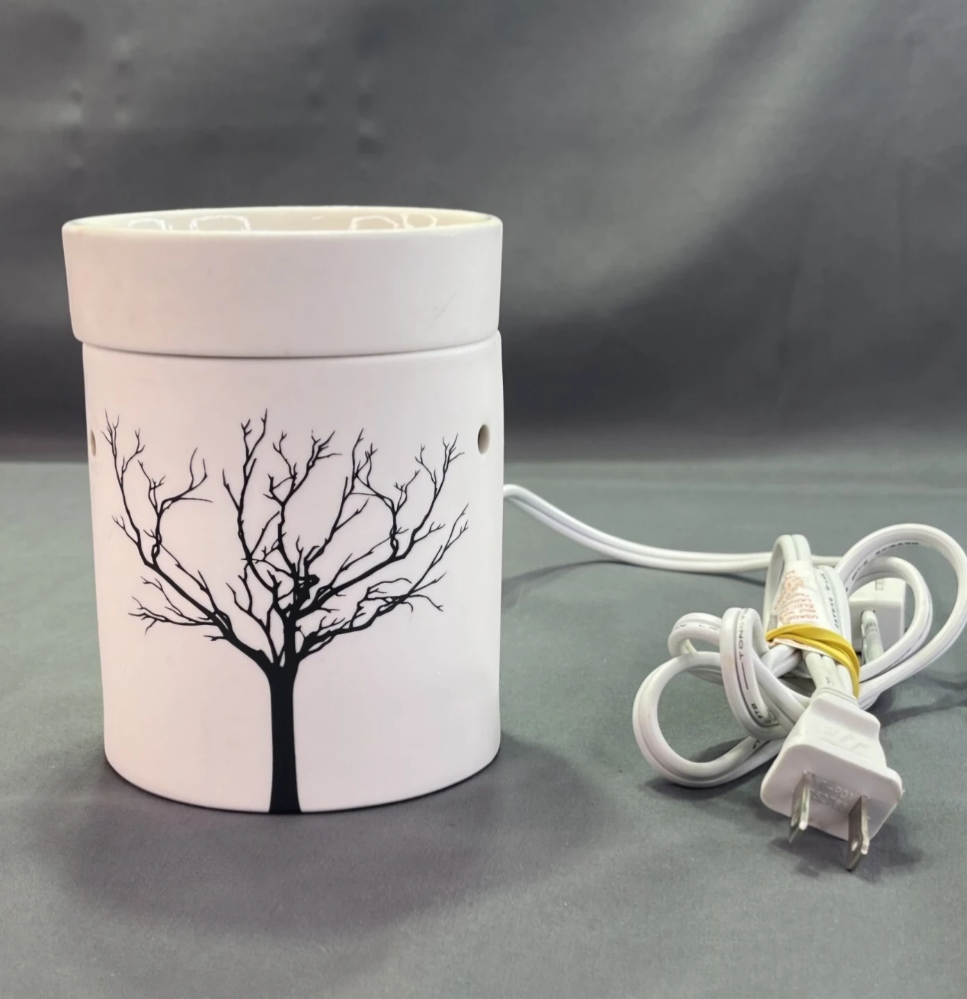 White Ceramic Tree Design Wax Warmer - photo 2