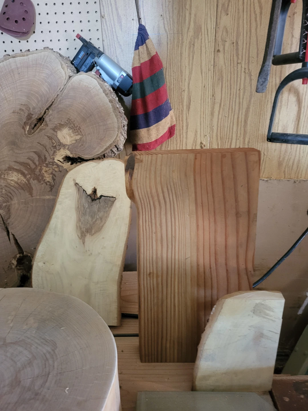 Live Edge Wood Slices for your projects - photo 2