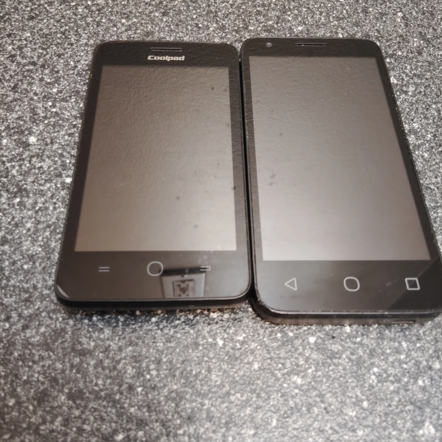 Lot of 2 Android Smartphones  – Fully Working!