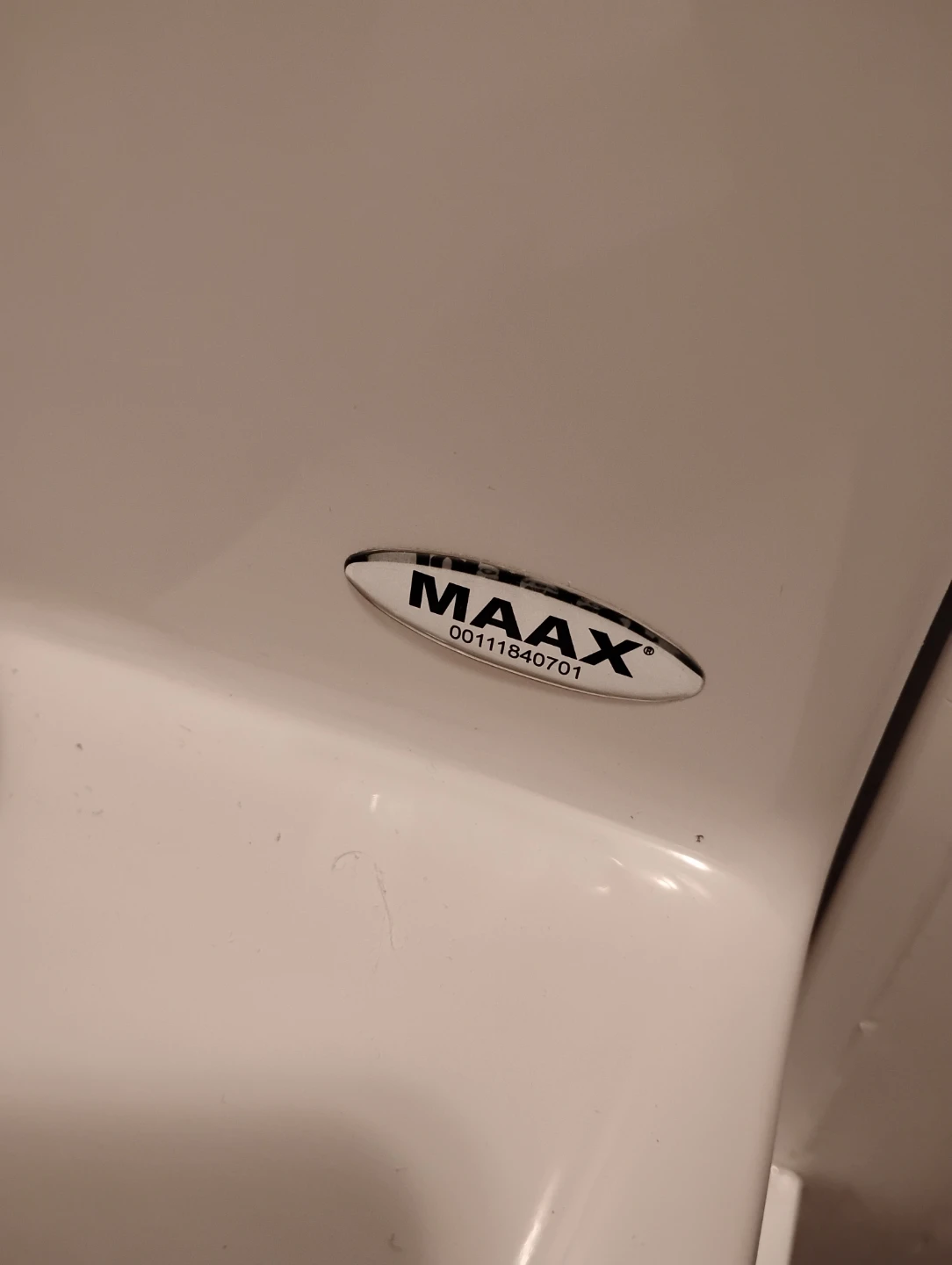 MAAX and Hytec House Tub Repair (Cracked and Chipped) - photo 4