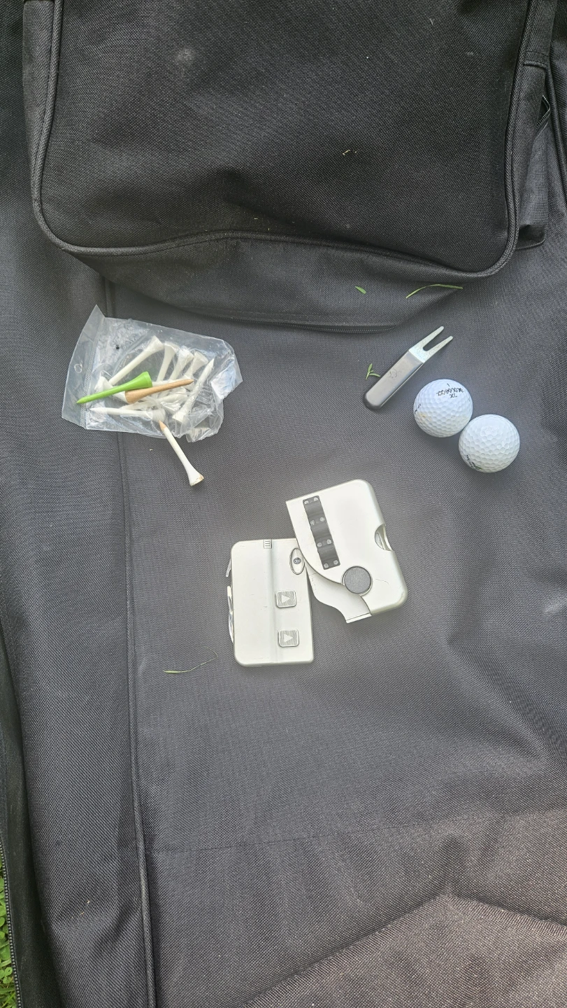 Golf Trends Striker golf club set with bag and accessories - photo 4