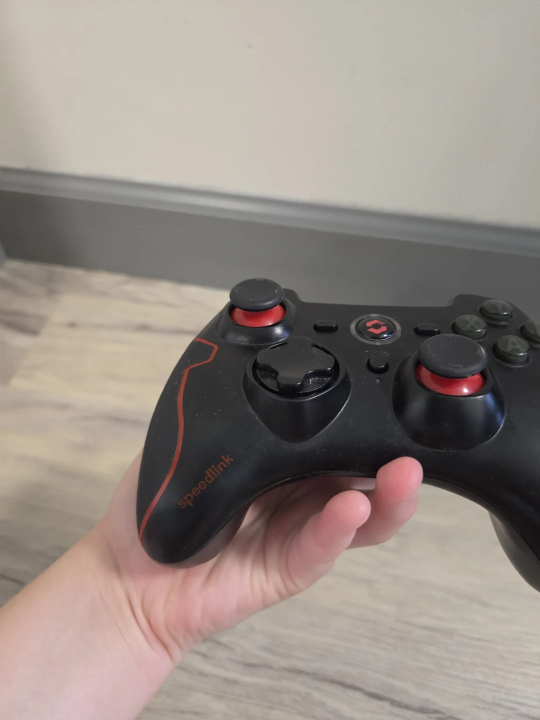 Speedlink PC Gaming Controller (Black and Red) - photo 5