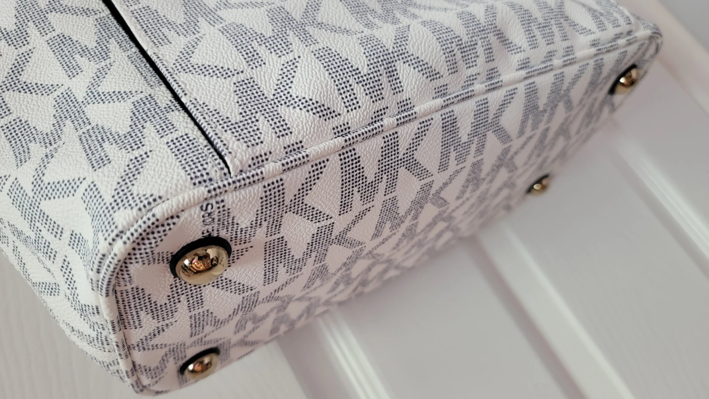 Michael Kors Jet Set Snap Pocket Tote Bag - photo 3
