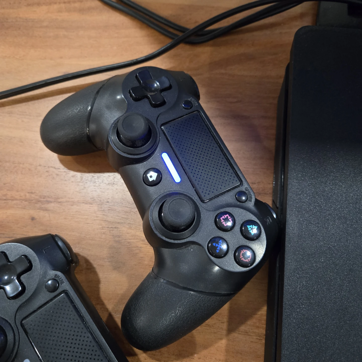Ps4 slim 500gb. 3 controllers. Playstation console - photo 3