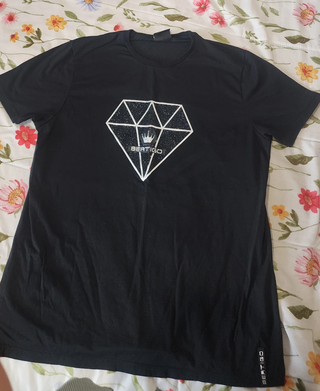 Black Bertigo T-Shirt with Diamond Graphic