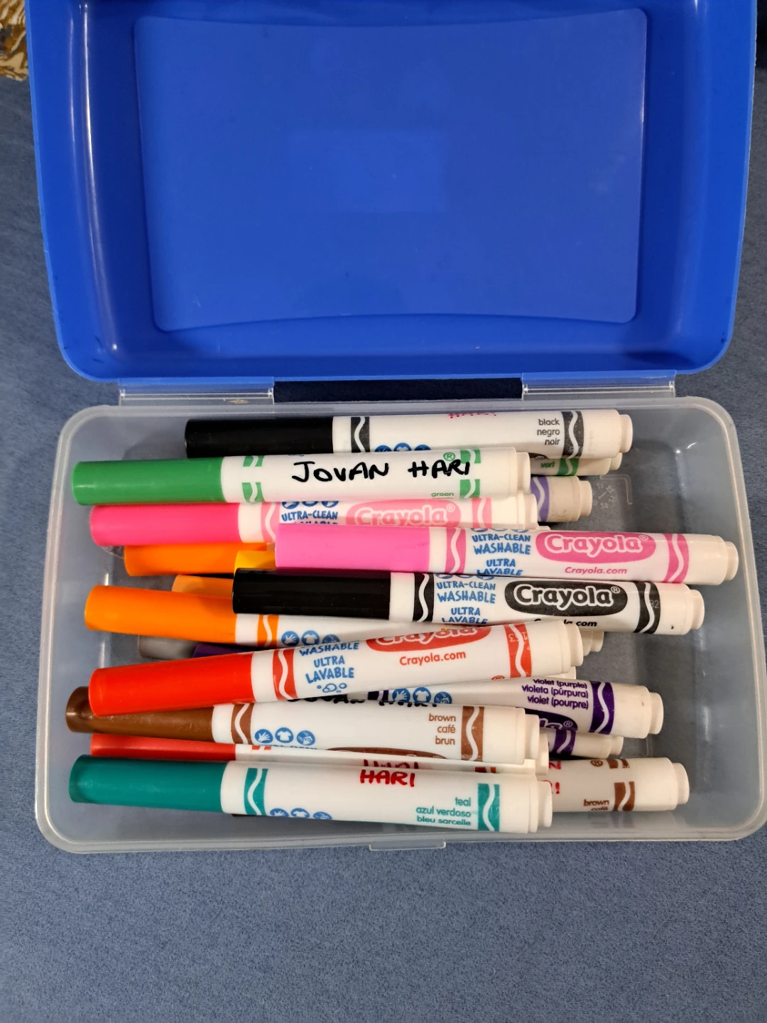 Crayola Colored Pencils, Crayons, and Markers Set - photo 4