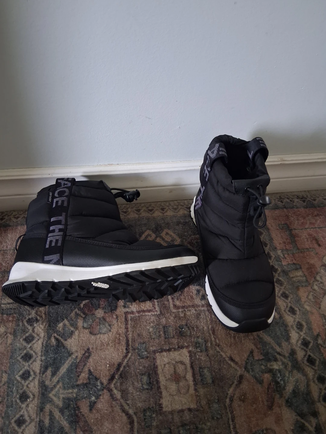 Boys The North Face Black Puffer Boots