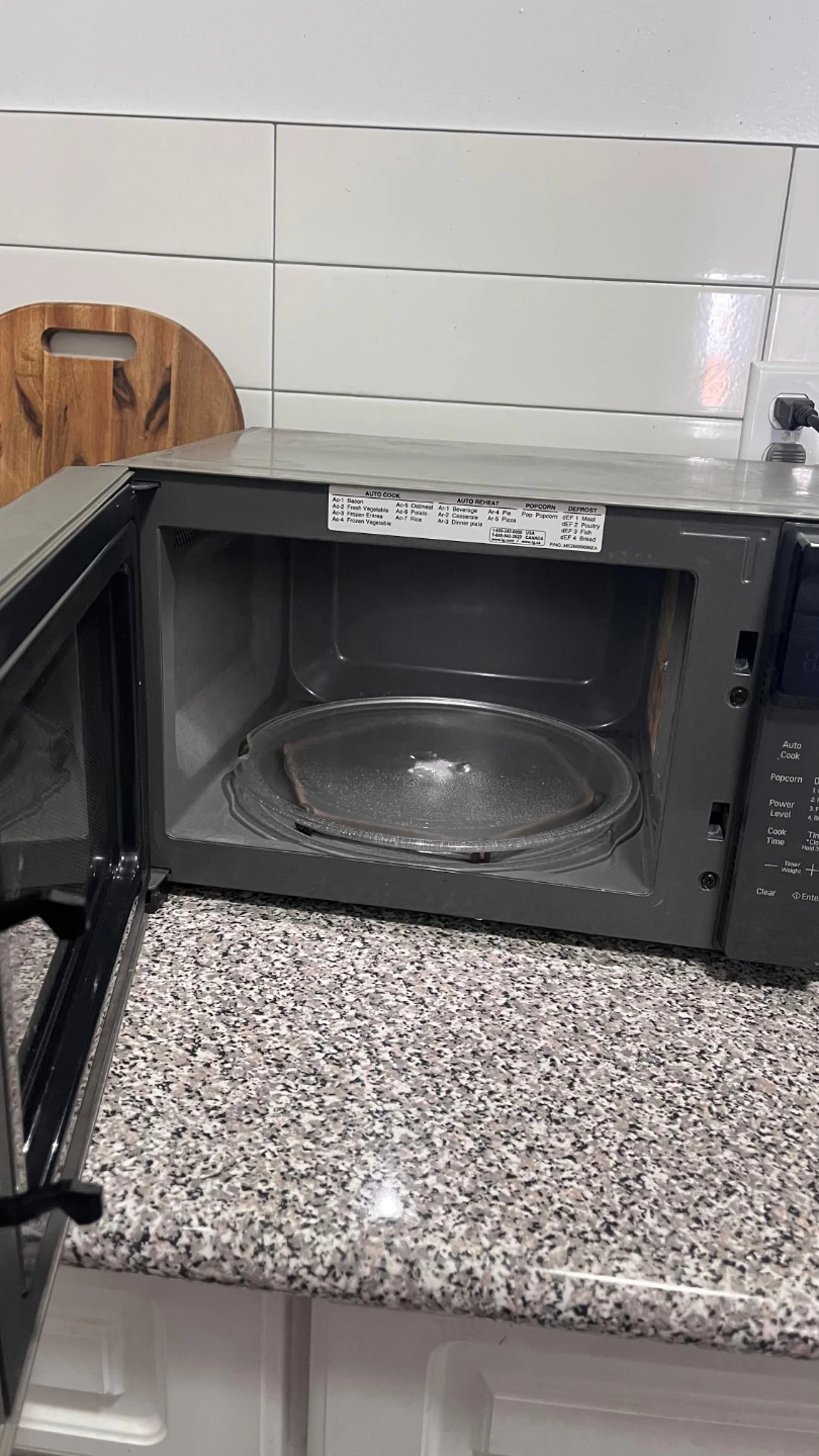 LG Stainless Steel Microwave Oven - photo 3