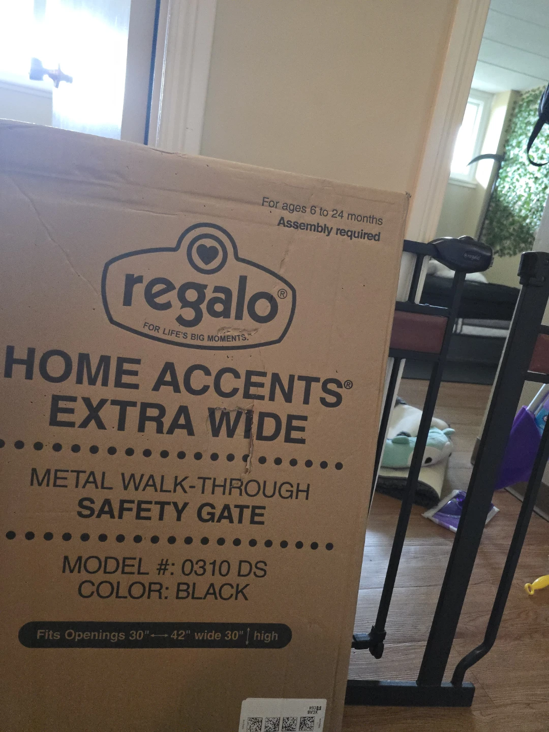 Regalo Extra Wide Metal Safety Gate