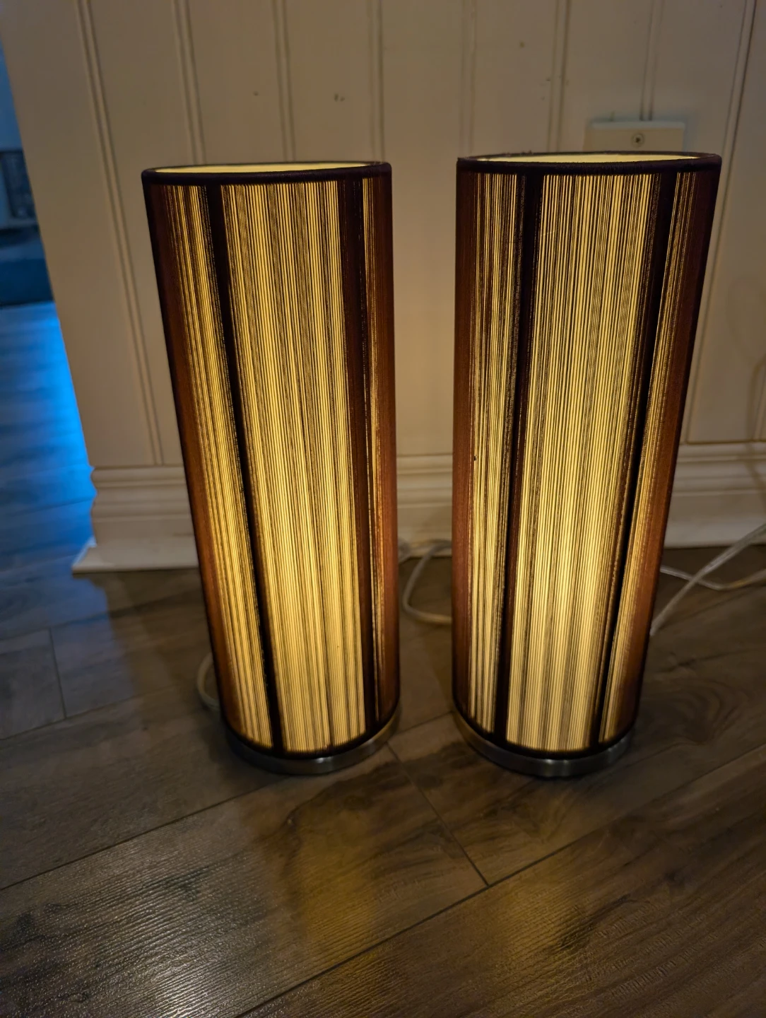 Pair of Bouclair Stringed Table Lamps - photo 2