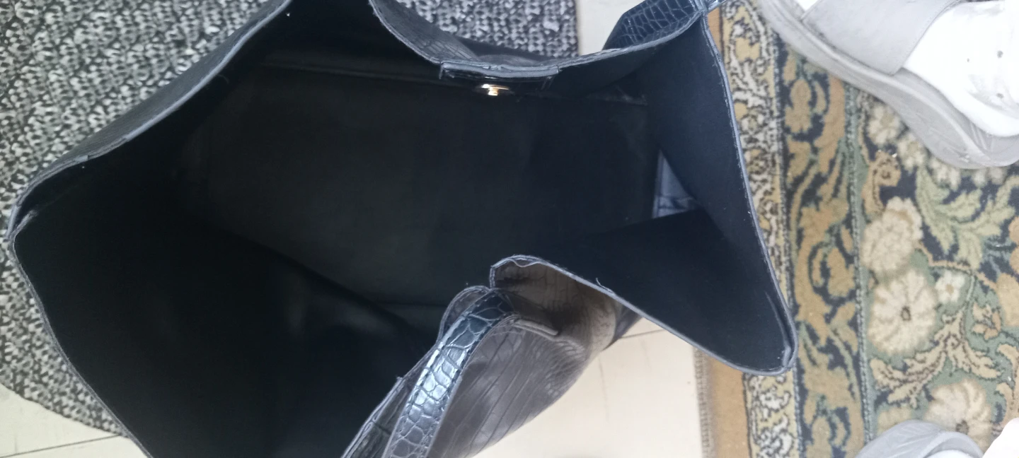Black Croc-Embossed Tote Bag - photo 4