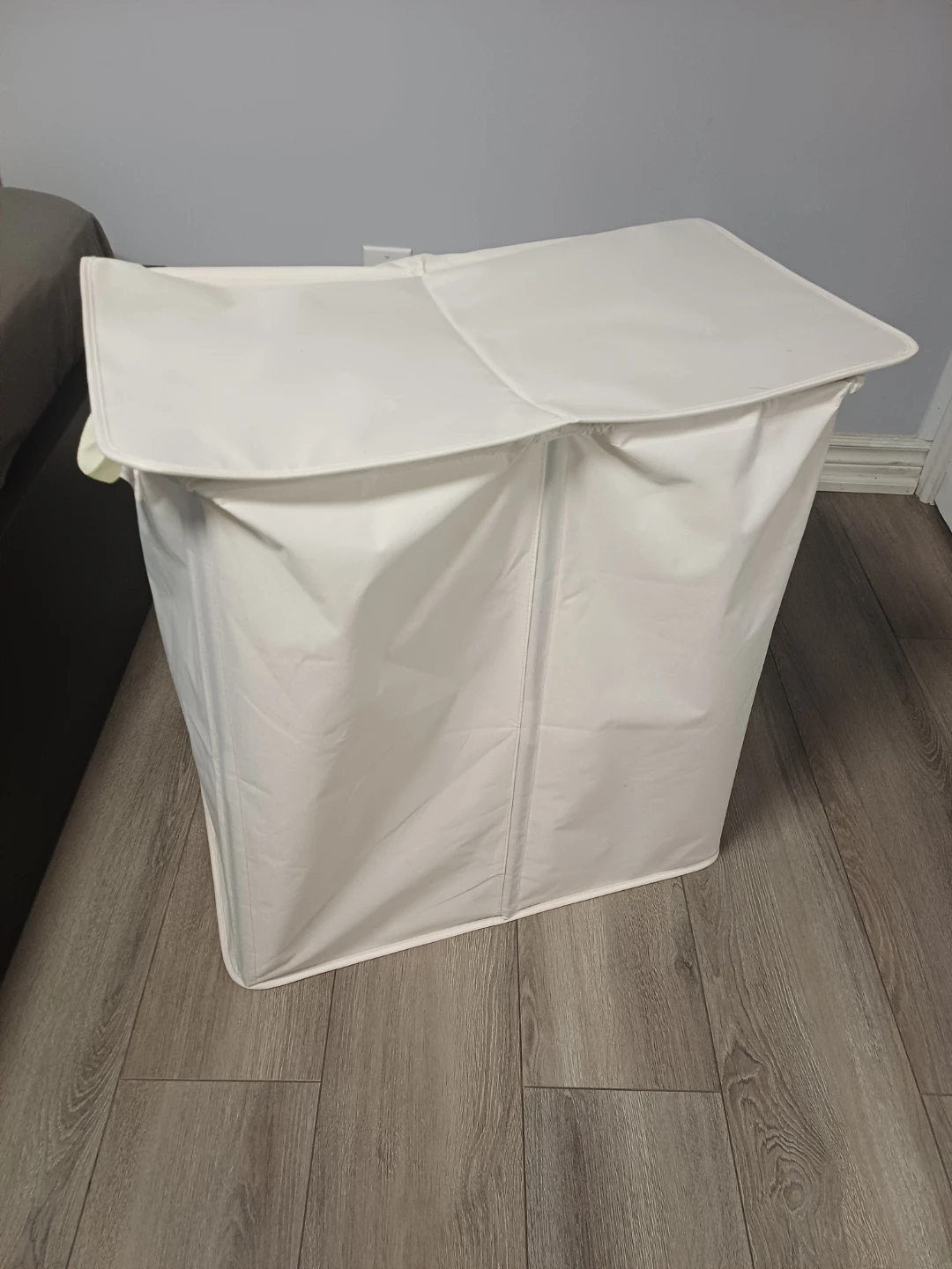White 2 compartment laundry hamper with lid - photo 5