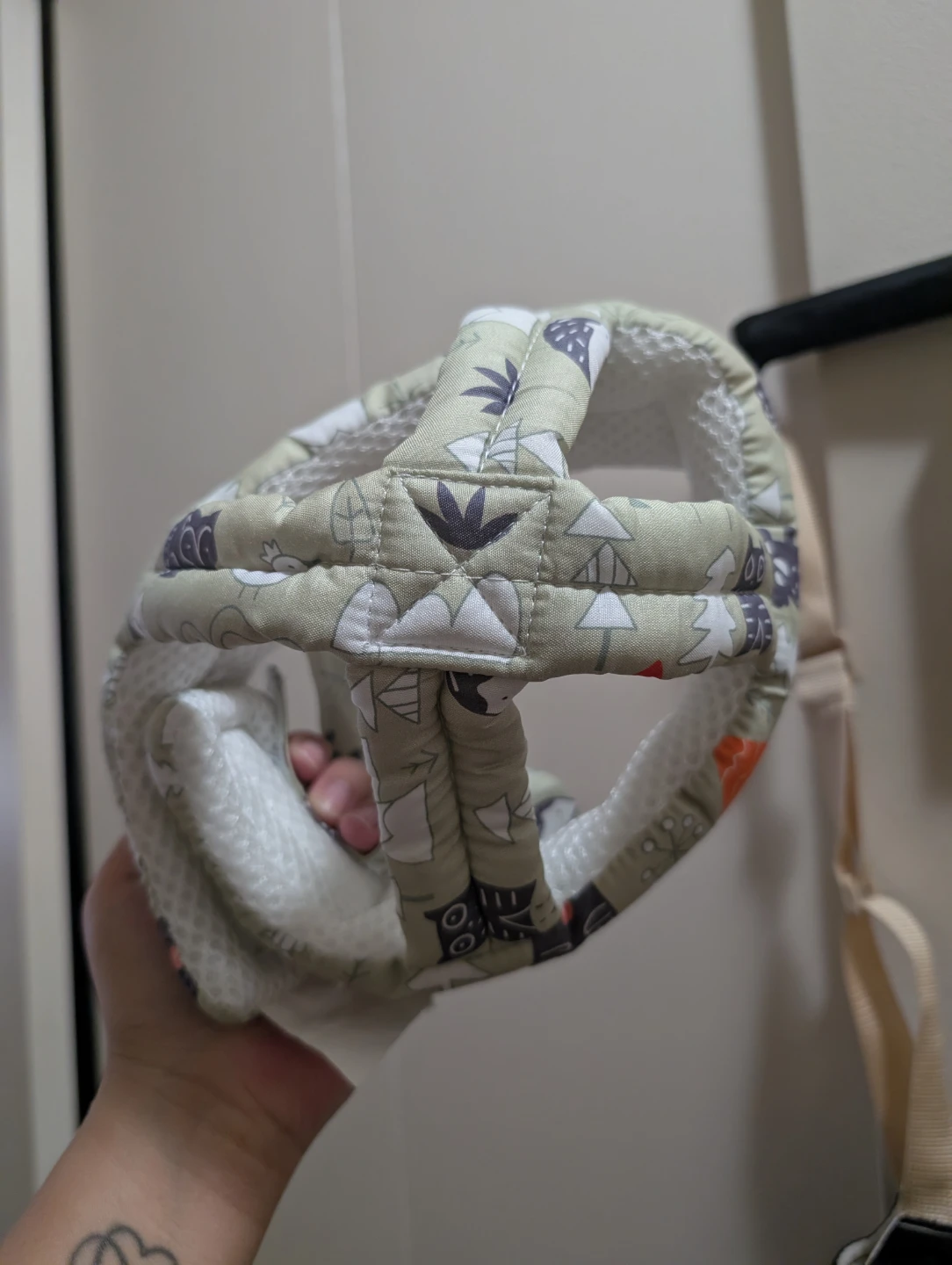 Baby Safety Harness Vest & Head Protection Hat - photo 3