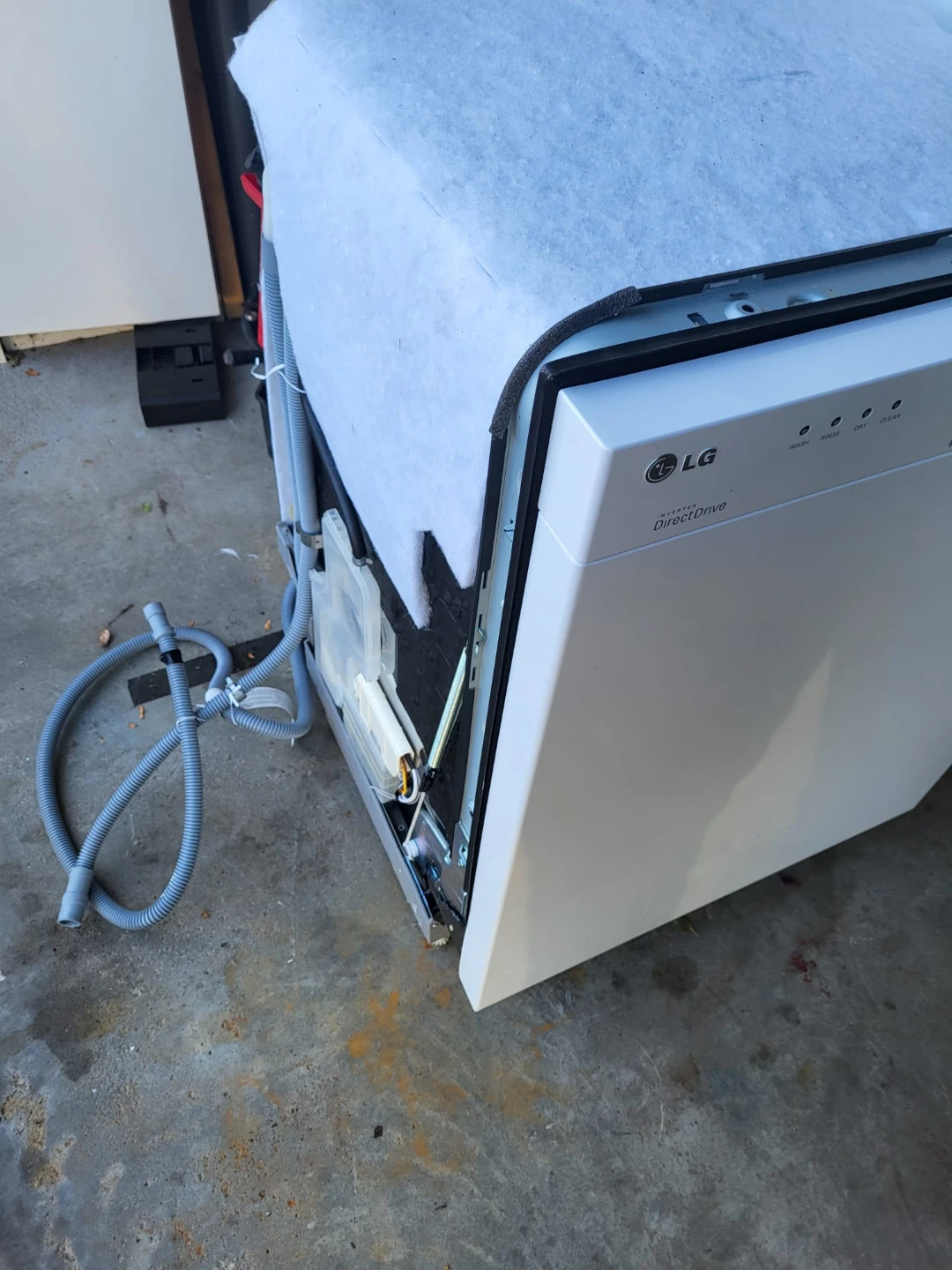 LG Dishwasher - photo 2