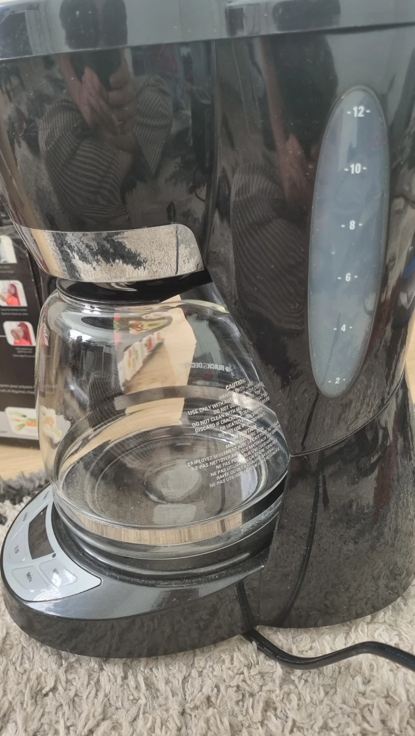 Black & Decker 12-Cup Coffee Maker - photo 2