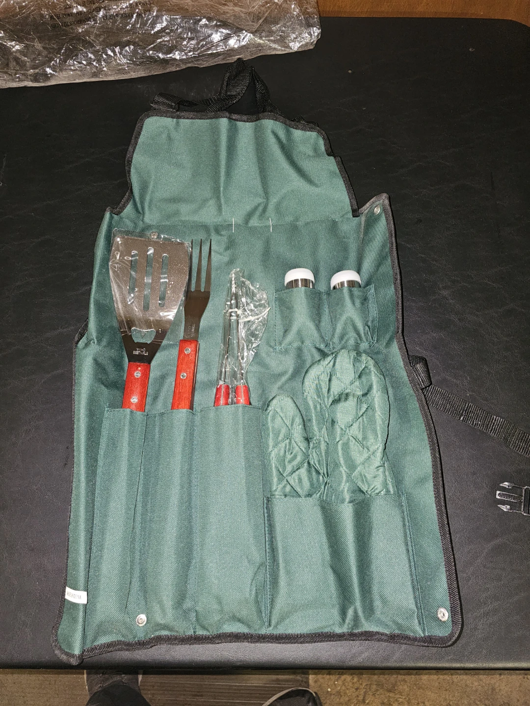 7 piece Barbecue Apron and tools new - photo 2