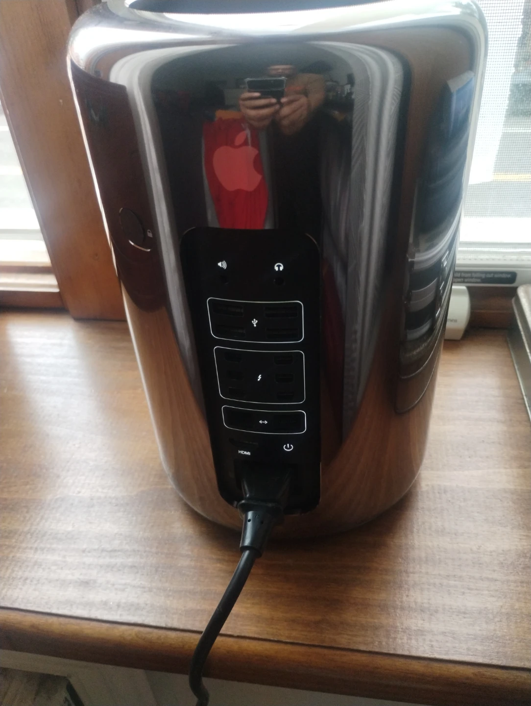Apple Mac Pro Late 2013 Desktop Computer