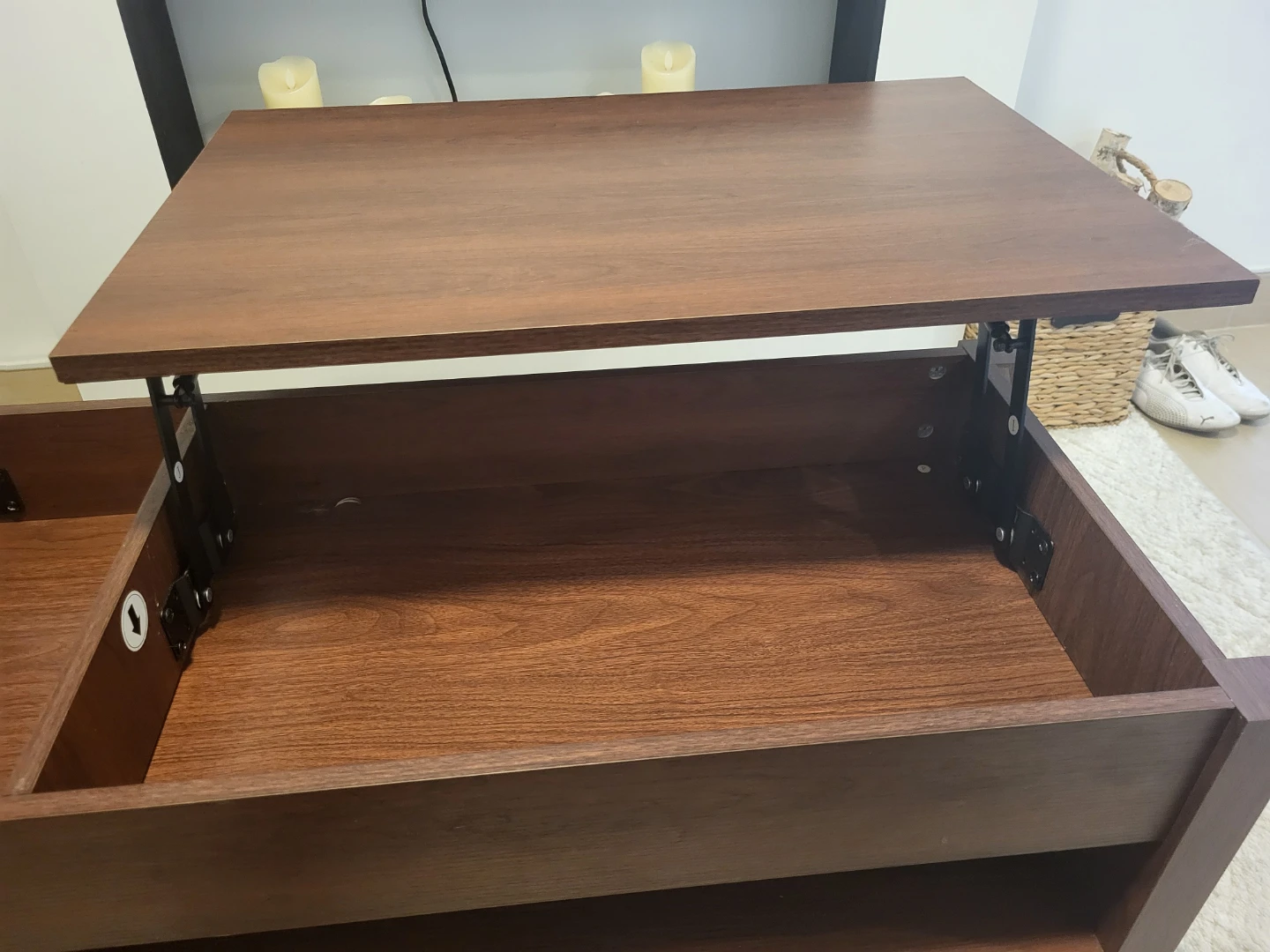 Cherry wood laminate coffee table fold out. - photo 5