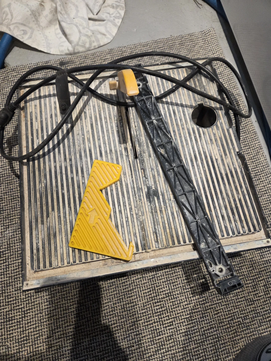 Wet Tile Saw - photo 2