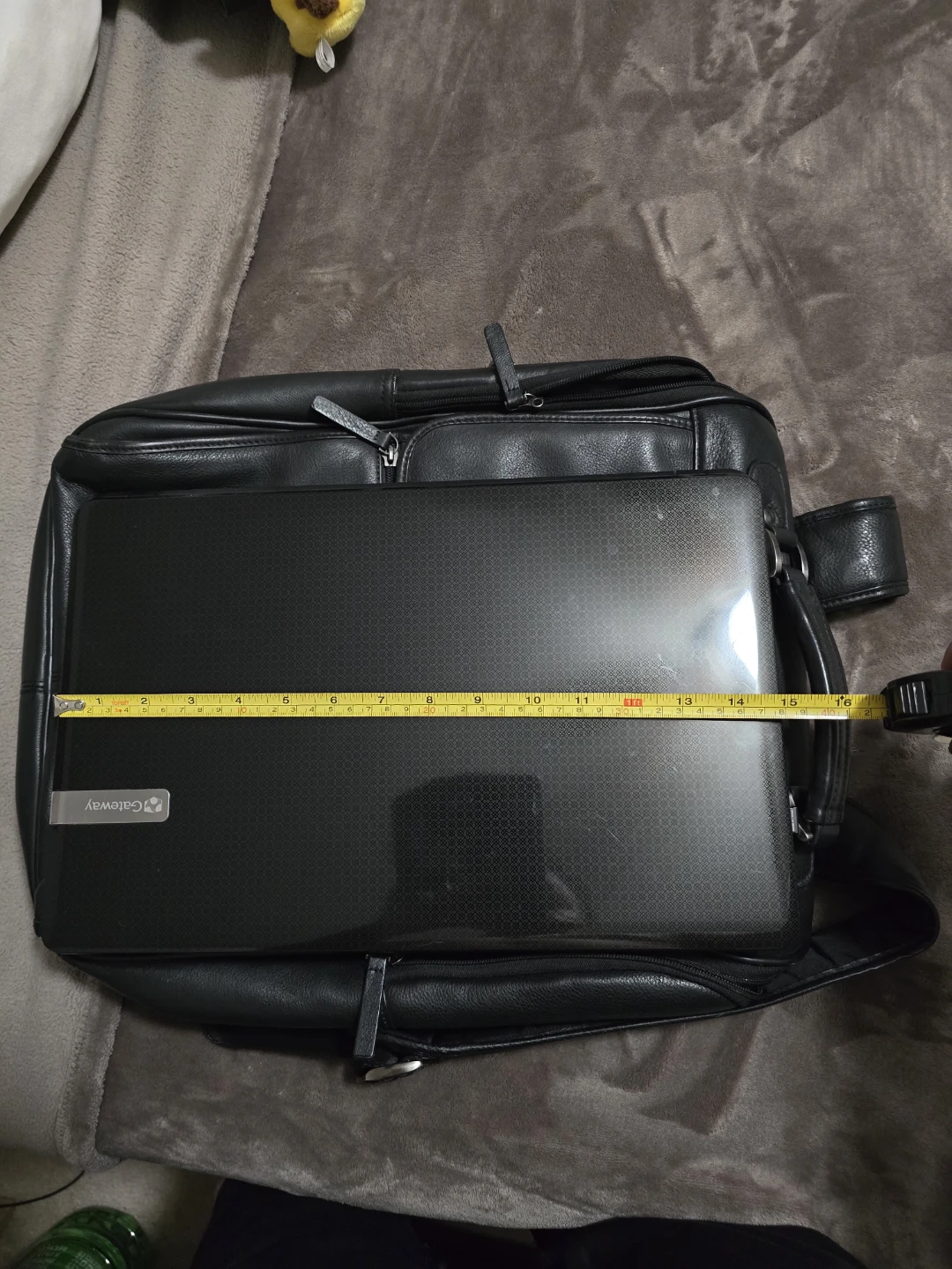 Danier Black Leather Backpack - photo 5
