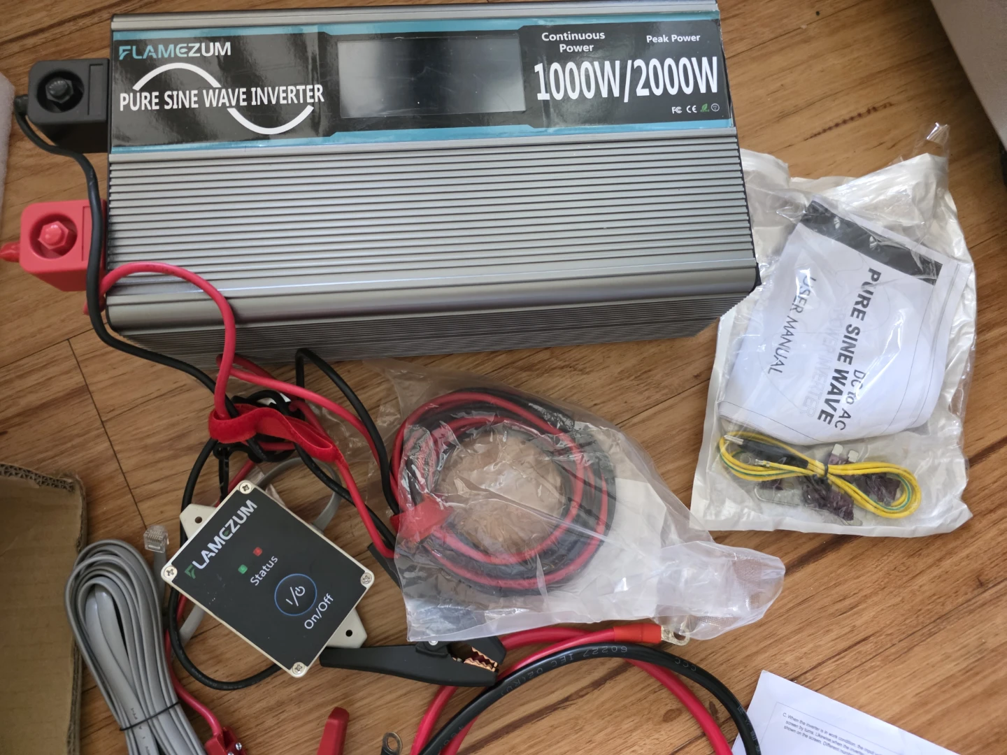 Car battery inverter 2000W peak - photo 2