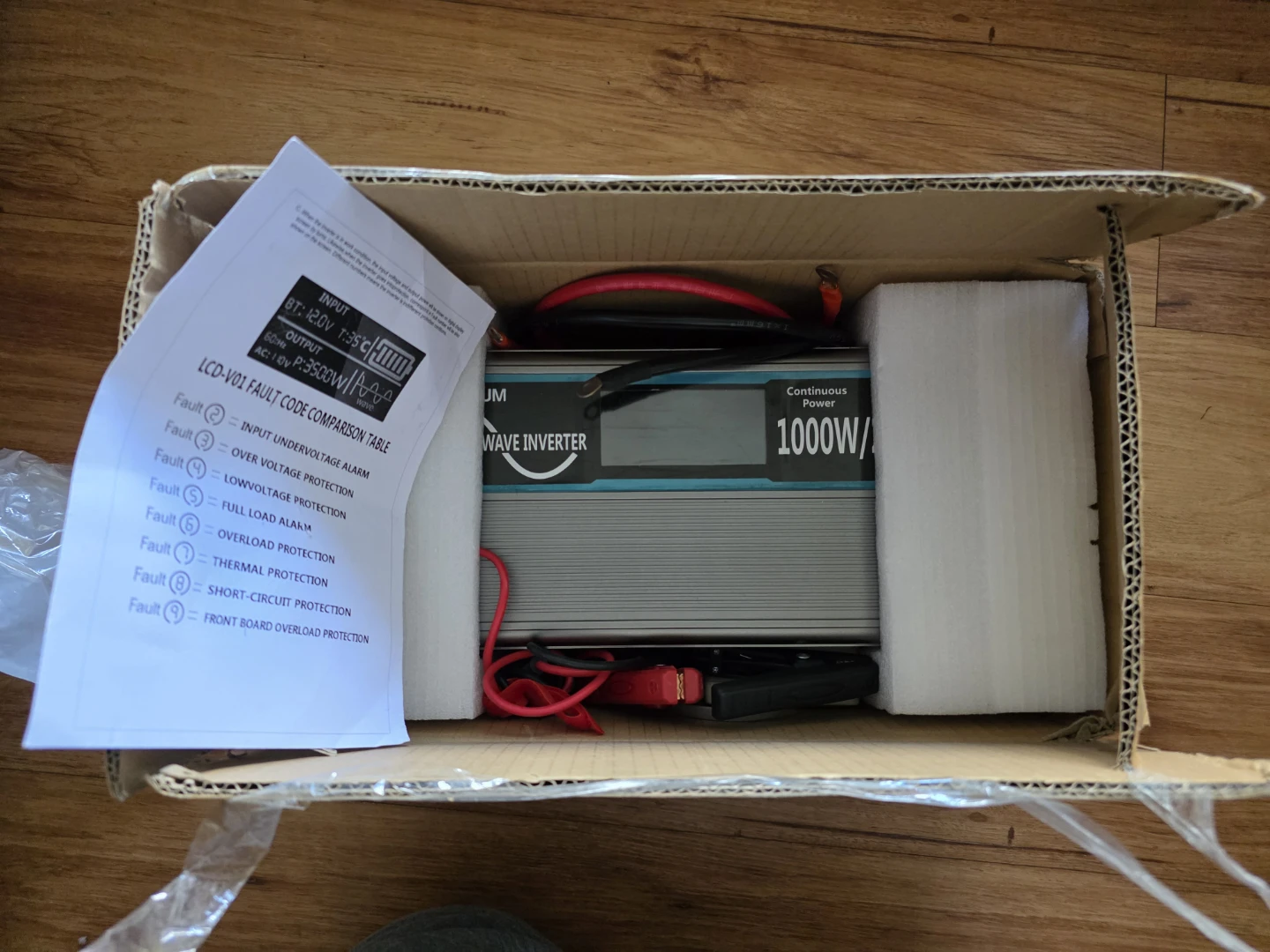 Car battery inverter 2000W peak - photo 4