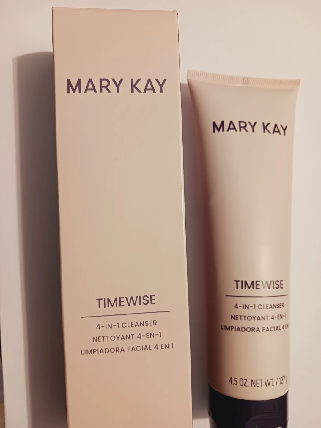 New !! Mary Kay Timewise 4-in-1 Cleanser - photo 2