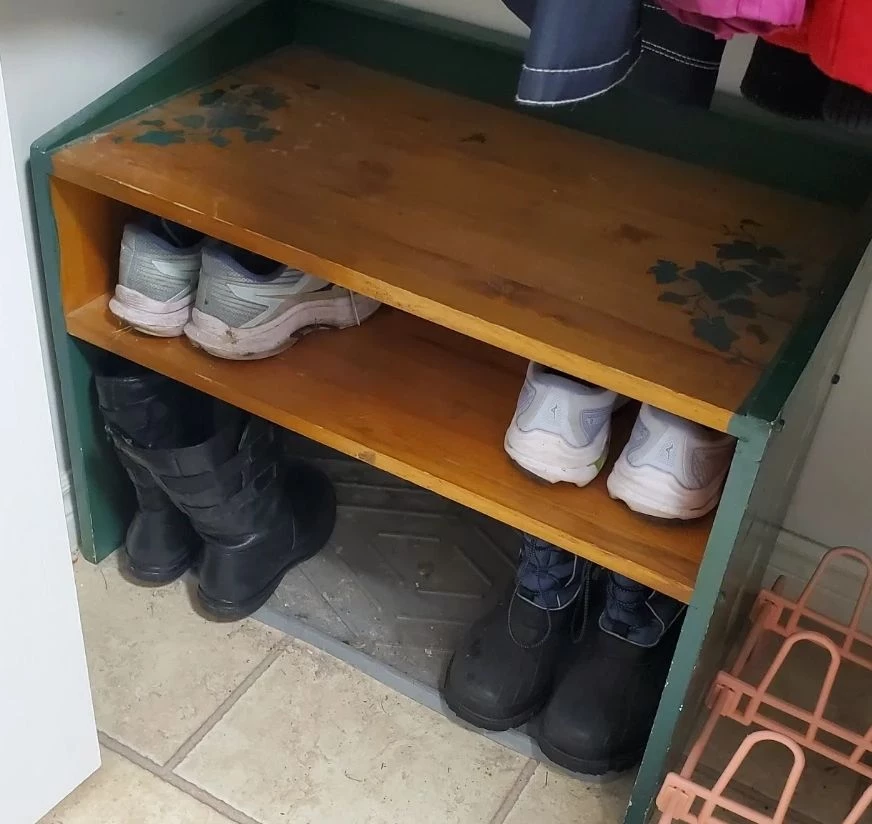 Wooden shoe bench