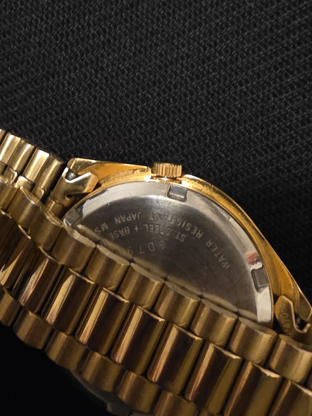 Seiko 5 Automatic Men's Watch Gold Tone Arabic Dial - photo 3