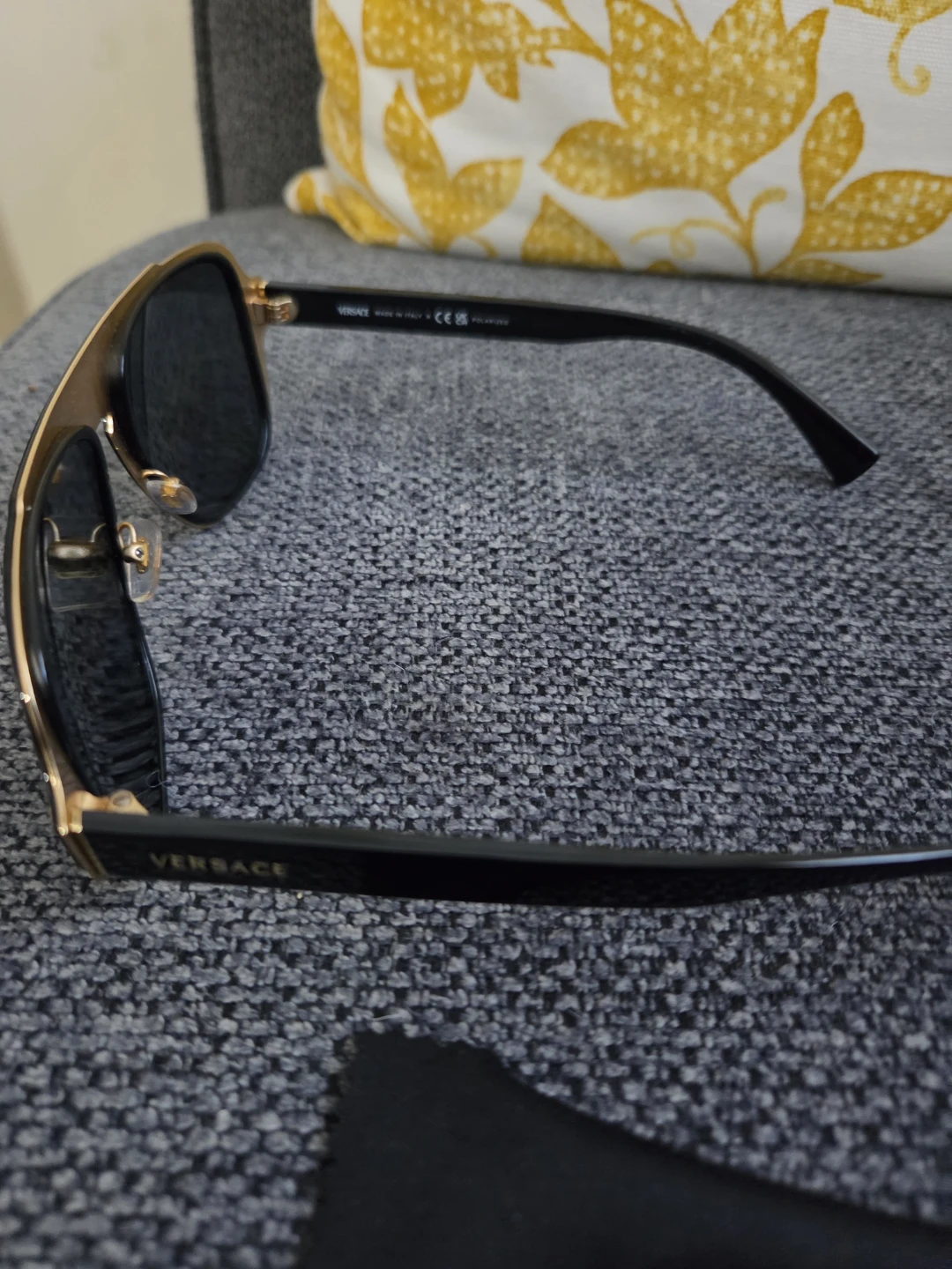 Versace Sunglasses with Case - photo 2