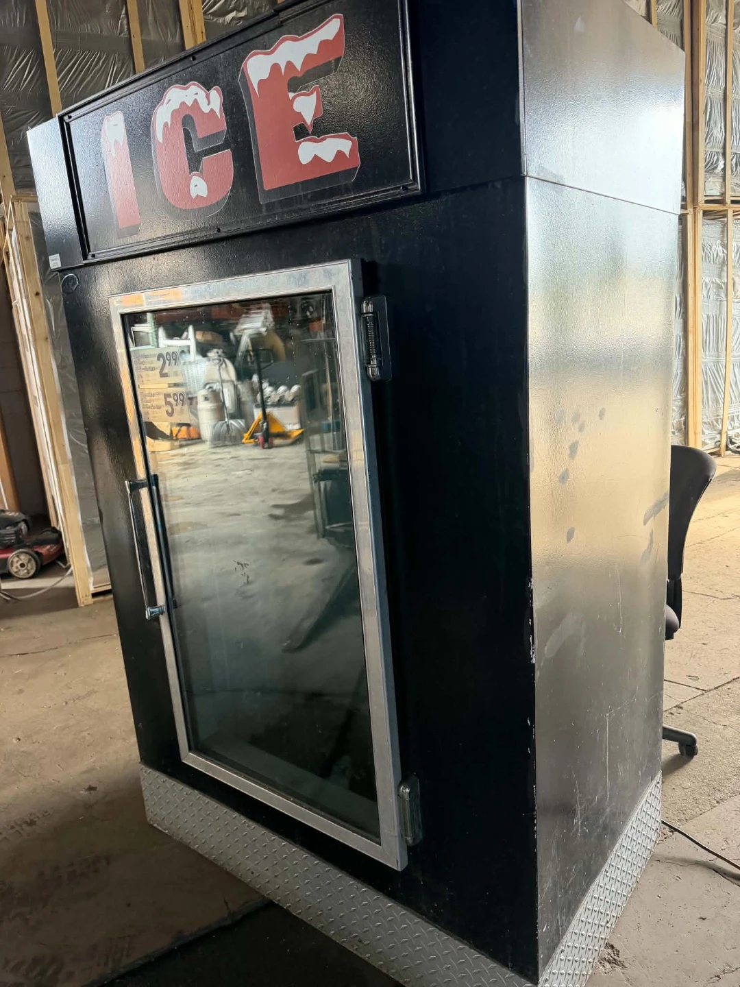 Commercial Ice Box Freezer