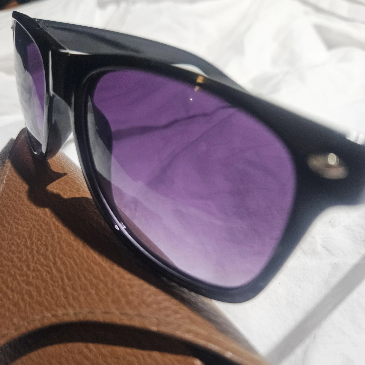 Ray-Ban Wayfarer Sunglasses - Purple Lenses - photo 2