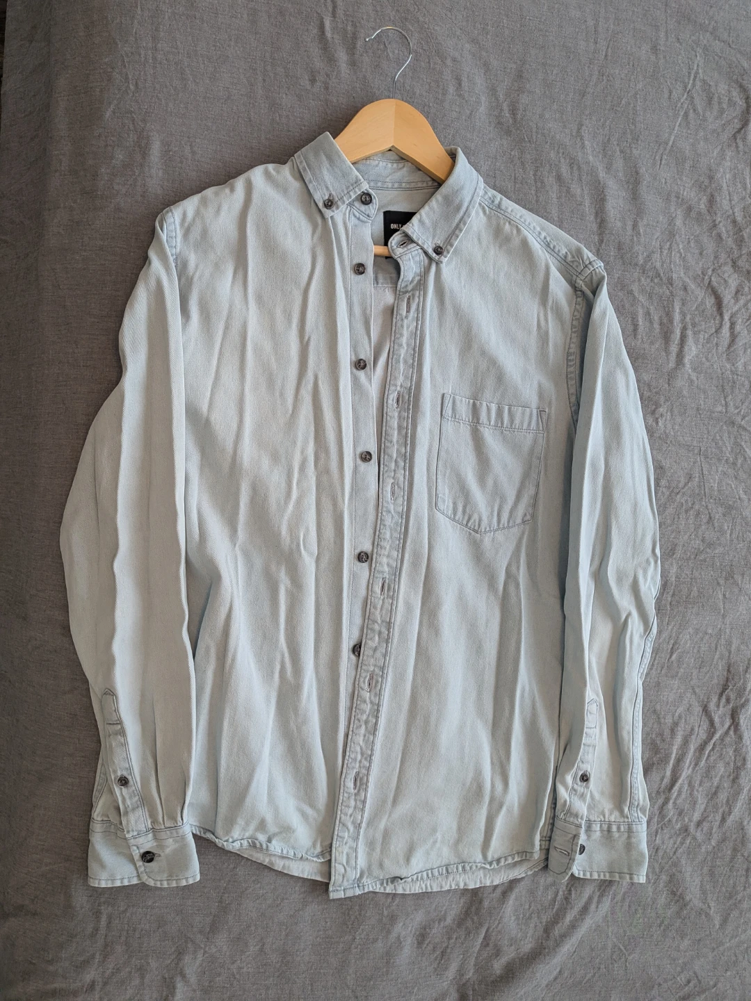 ONLY & SONS Slim Fit Light Wash Denim Shirt Size S