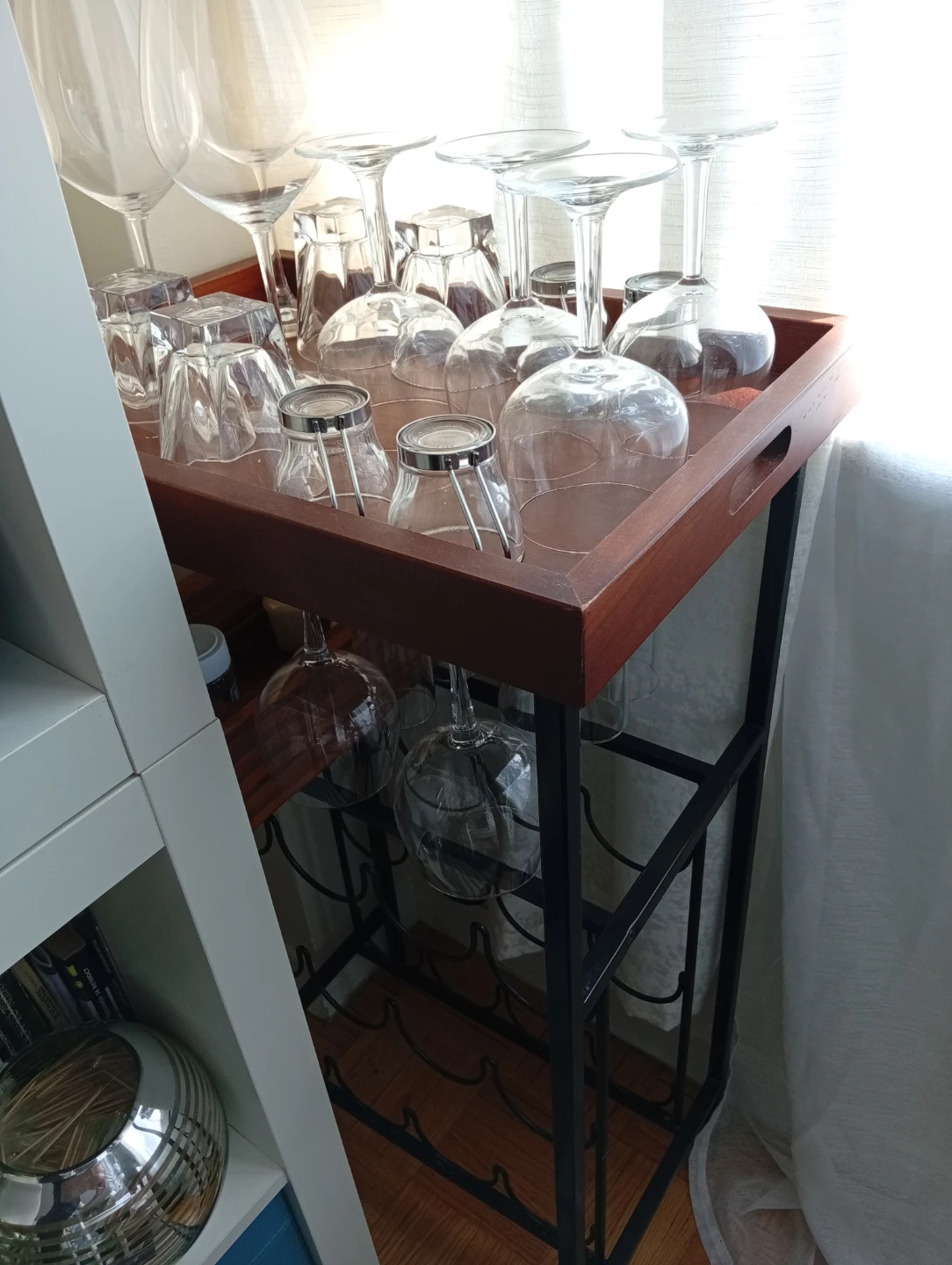 Bar table
