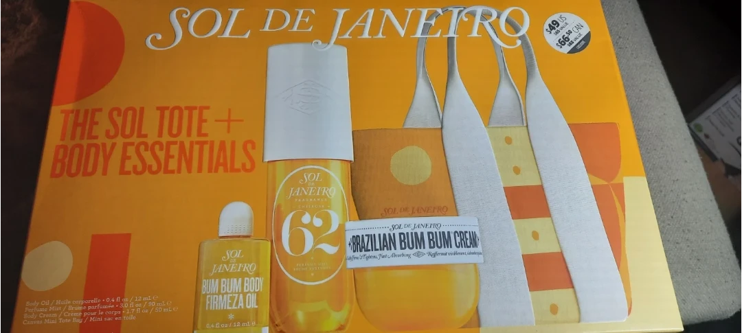 Sol de Janeiro The Sol Tote + Body Essentials Set