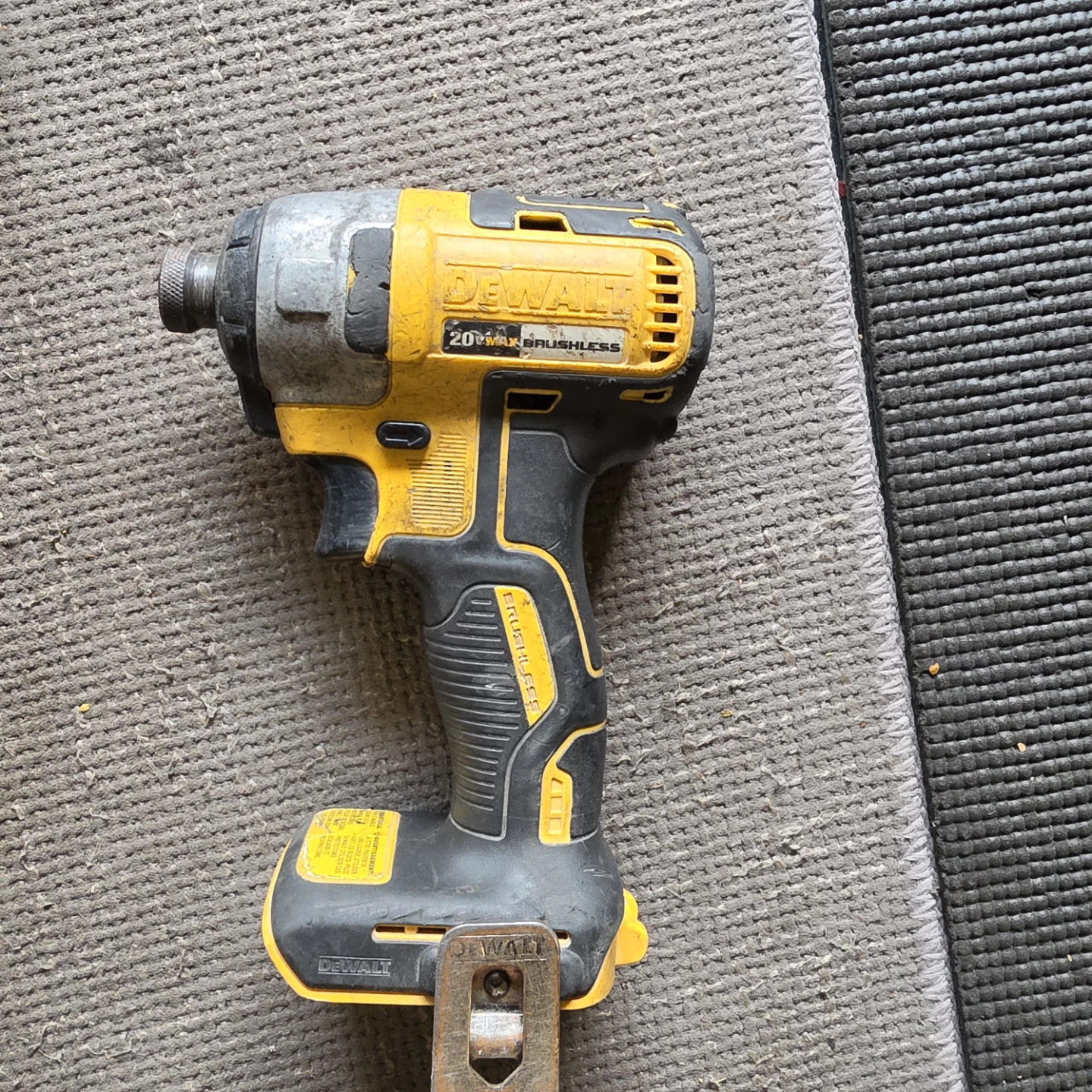 DEWALT DCF787 Brushless Impact Driver