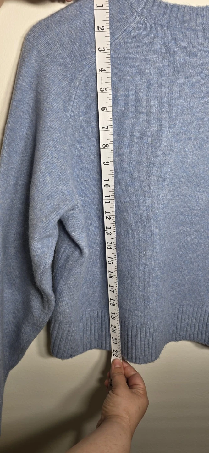 UNIQLO Blue Crew Neck Sweater - photo 4