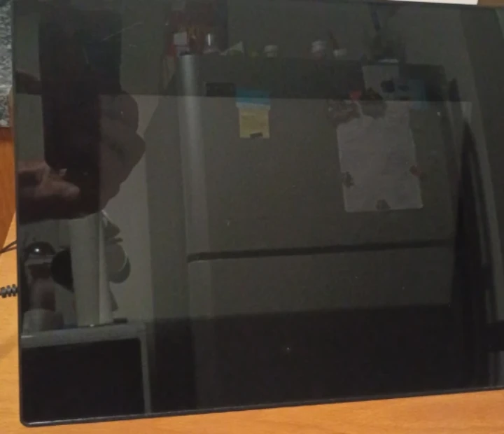 Fluid 10.2" Digital Photo Frame