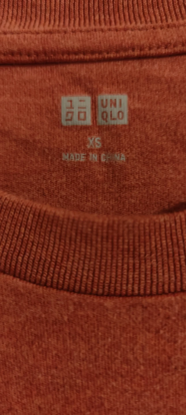 Uniqlo Long Sleeve Tee - XS - photo 2