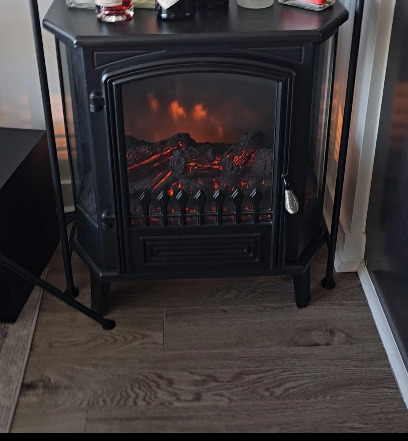 Black Electric Fireplace heater