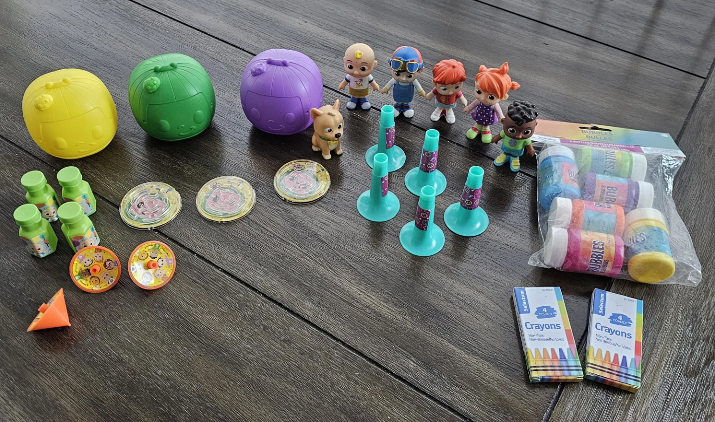 Cocomelon Party Pack and Toys Bundle - photo 4