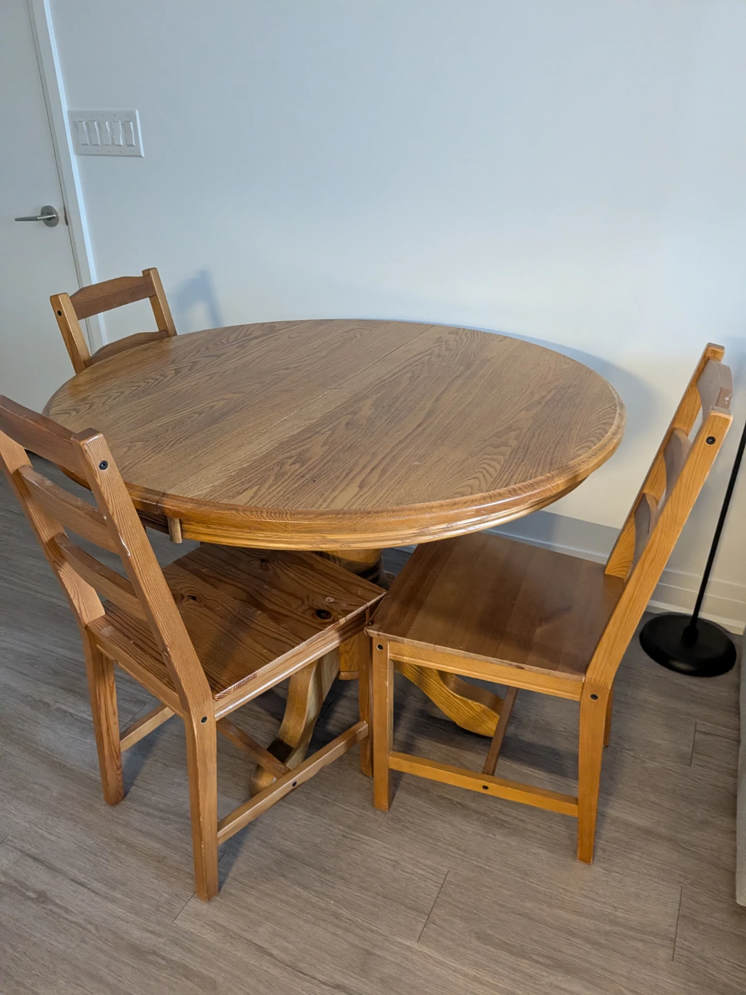Folding table and chairs (3)