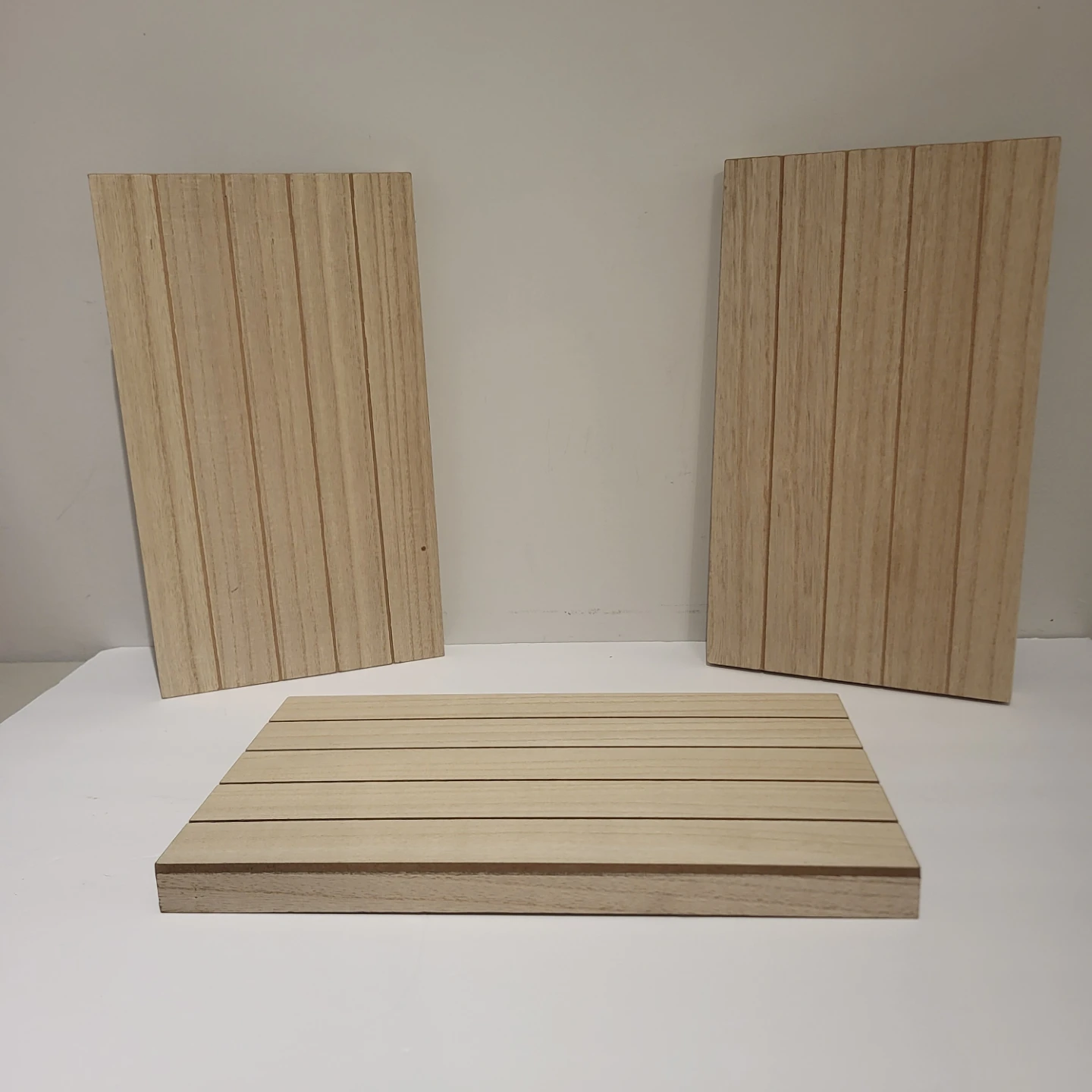 Wooden Tray Table - photo 2