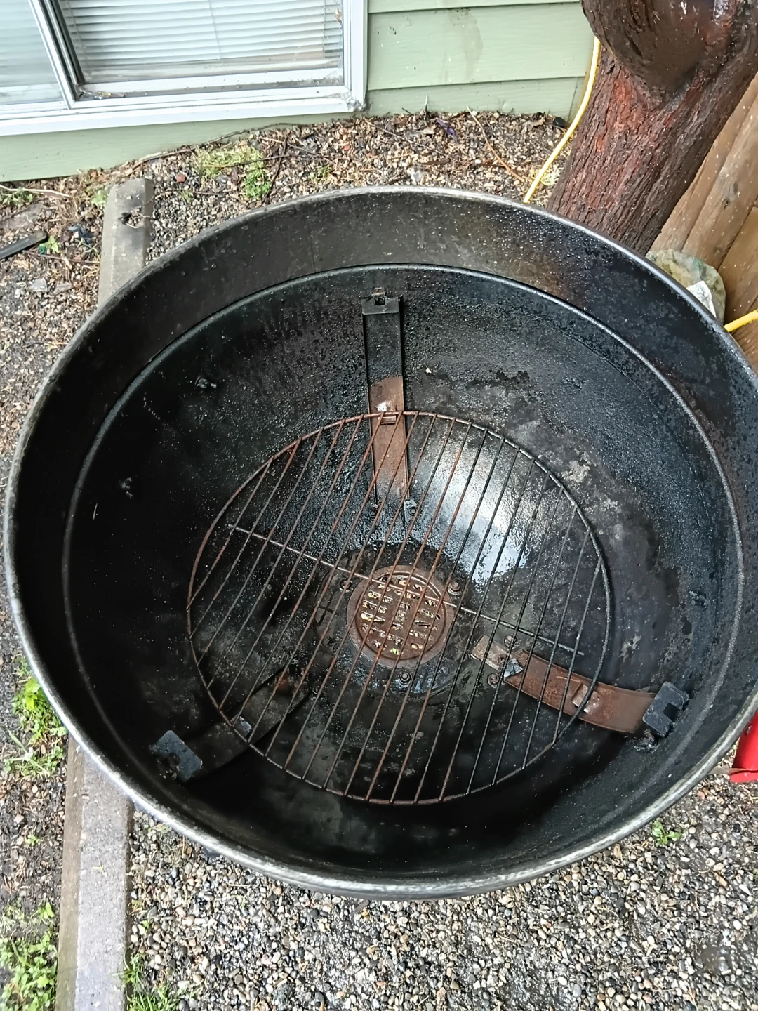 Weber Premium Kettle Charcoal Grill - photo 3