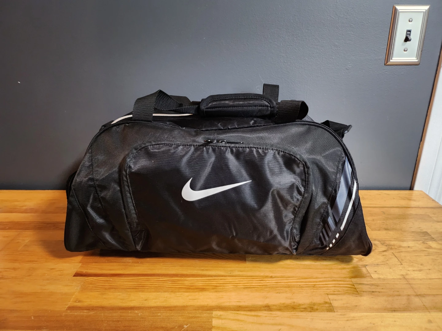 Nike Sport Over-Shoulder Carry Duffel Bag Black - photo 3