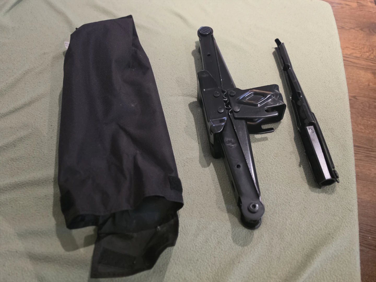 Car Scissor Jack with Handle and Bag
