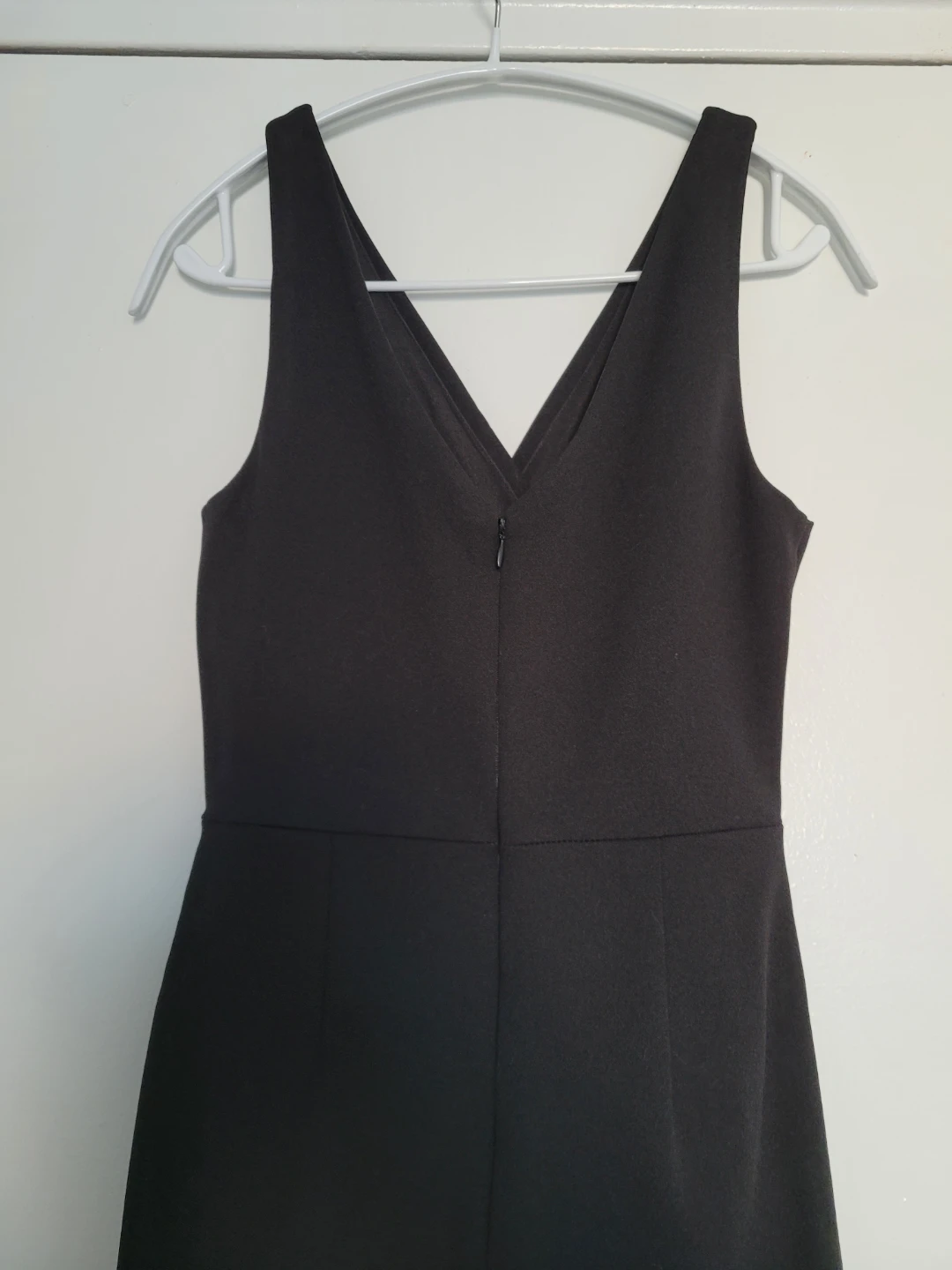 Le Chateau XS Black Asymmetrical Neckline Mini Dress - photo 2