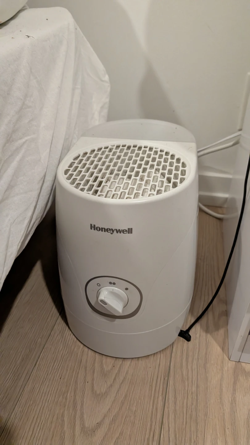 Honeywell Quiet Comfort Humidifier - photo 2