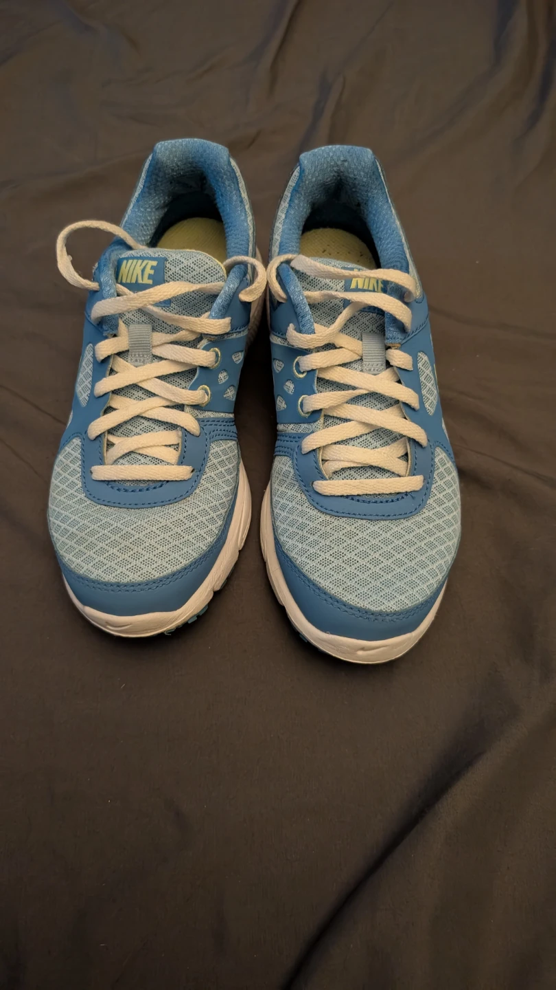 Nike Kids Blue Running Shoes - photo 2