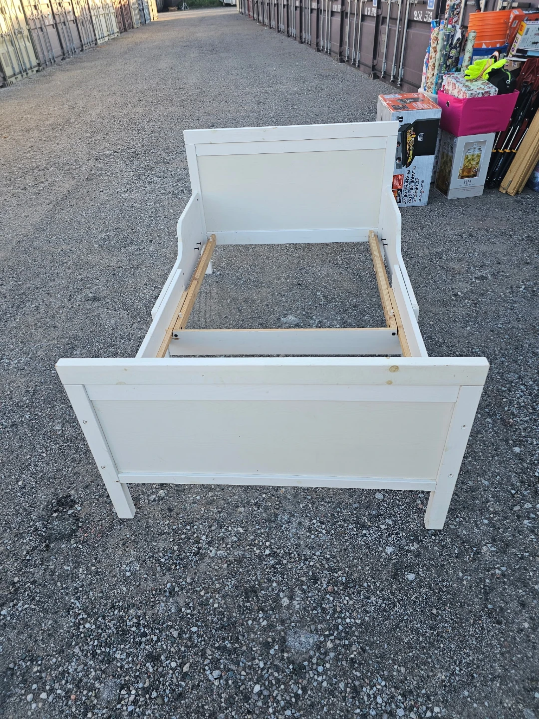 Ikea Toddler bed - photo 2